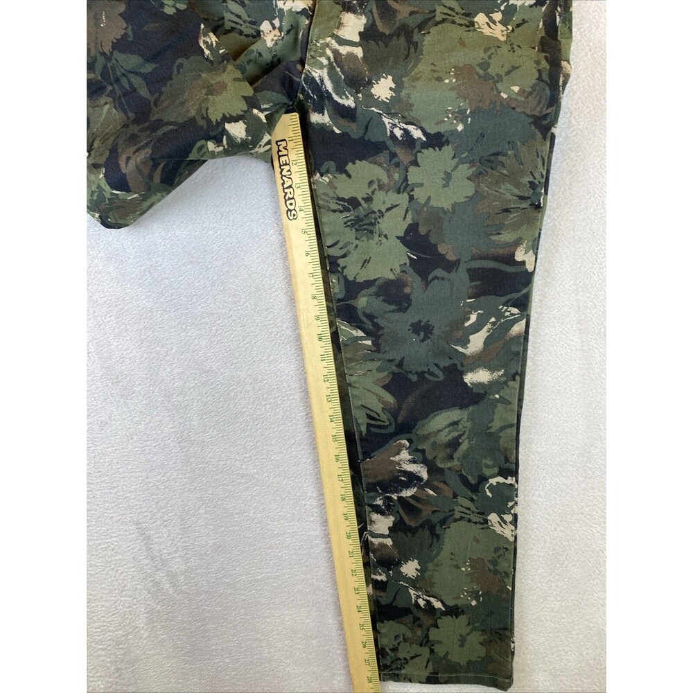 Denim 24/7 Floral Camo Jeans Women's 14w green - Picture 5 of 9